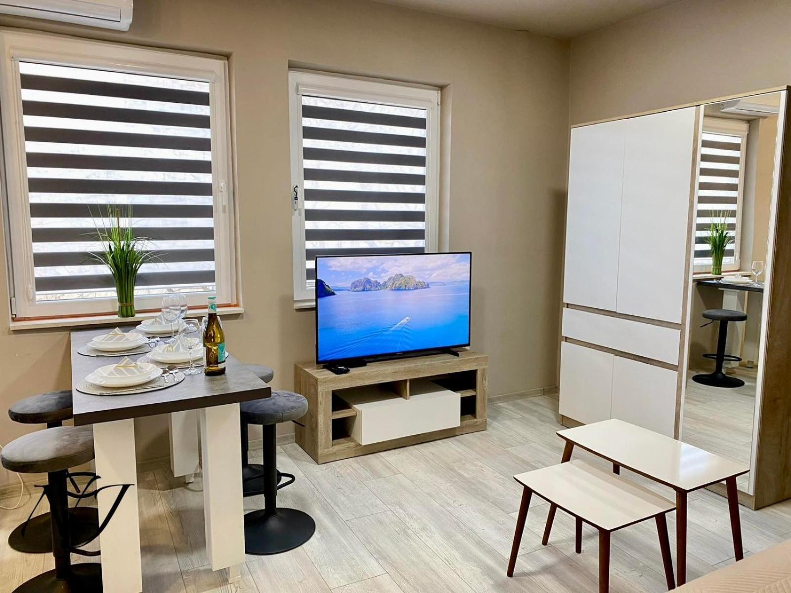 Nj Luxury Rooms And Suites Varna Eksteriør billede